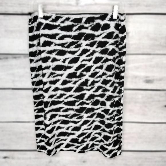 Rafaella Skirt Black White Abstract Print Stretch Pencil Sz M Career Slinky - Picture 1 of 7